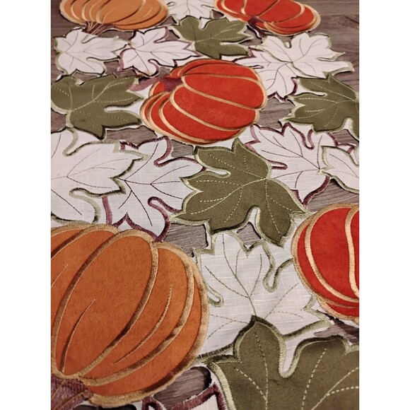 Fall Harvest Placemats & Table Runner Maple Leaves Autumn Pumpkins Thanksgiving - Picture 9 of 10